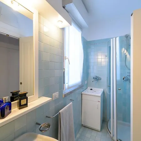 Sana Luxury דירה סטרסה
